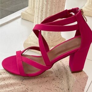Chic Fuchsia Strappy Women's Heels